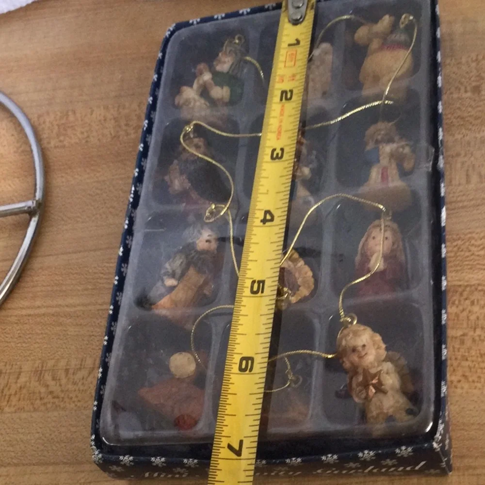 New Christmas Tree Mini Nativity Garland